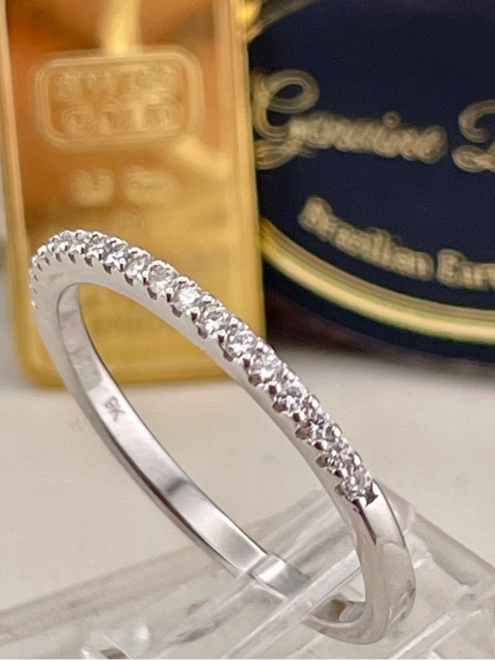 9KT Gold Diamond Band Ring. White Gold .35ct